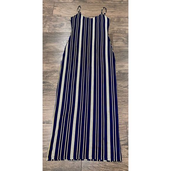 Women’s Maxi Dress Blue Stripes Knit Summer Medium - Picture 2 of 8